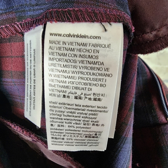 Calvin Klein Plaid Shorts Mid Rise Burgundy Navy Size 6 Clueless - Picture 12 of 16